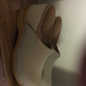 Dansko clog size 40